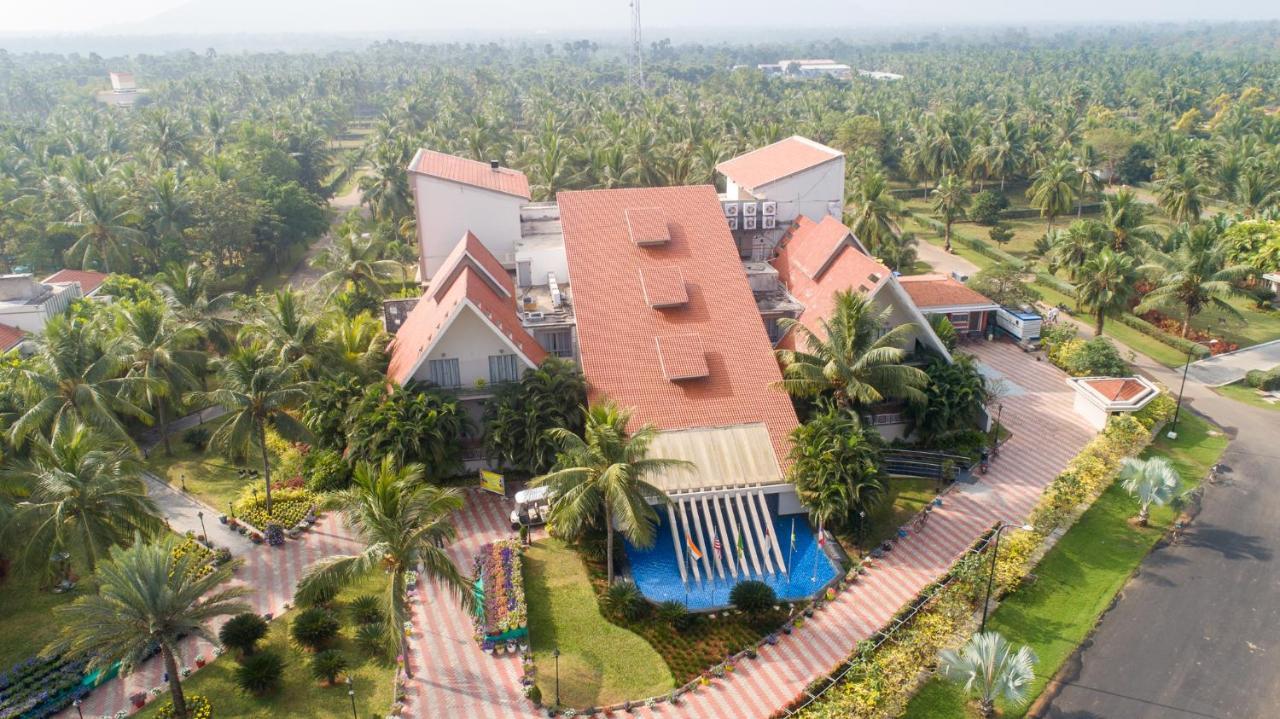 Sunray Village Resort Bhogāpuram Exterior foto